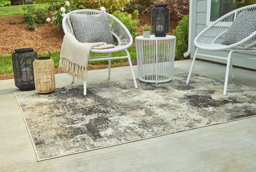 Simburgh 5'3" x 7' Rug - Furniture Story