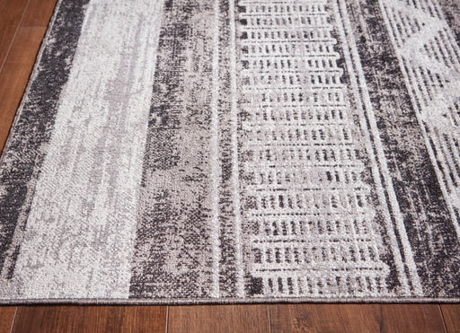 Henchester 8' x 10' Rug - Furniture Story