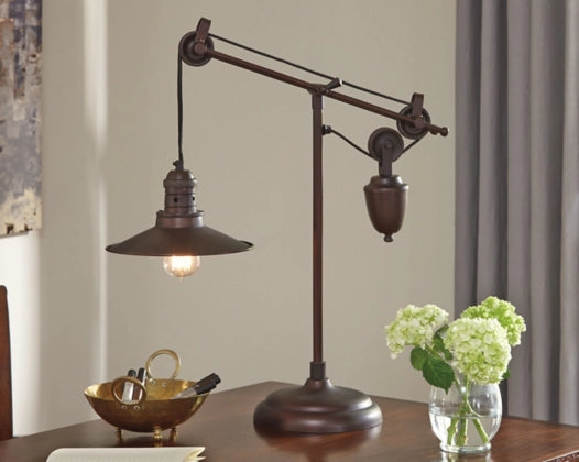 Kylen Desk Lamp - Furniture Story