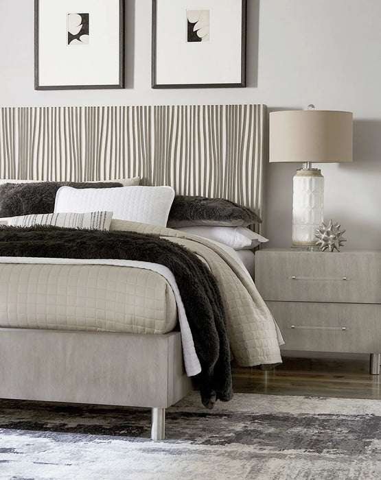 Argento Wave-Patterned Queen Bed in Misty Grey - Furniture Story