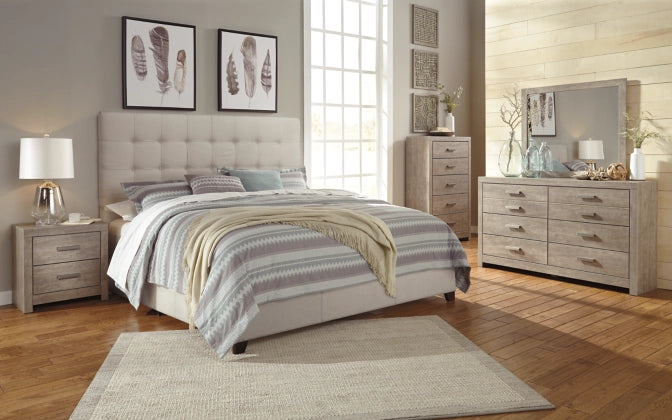 Dolante Queen Upholstered Bed - Furniture Story