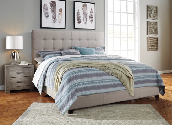 Dolante Queen Upholstered Bed - Furniture Story