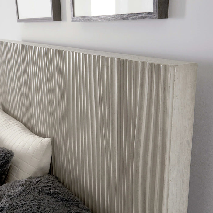 Argento Wave-Patterned Queen Bed in Misty Grey - Furniture Story