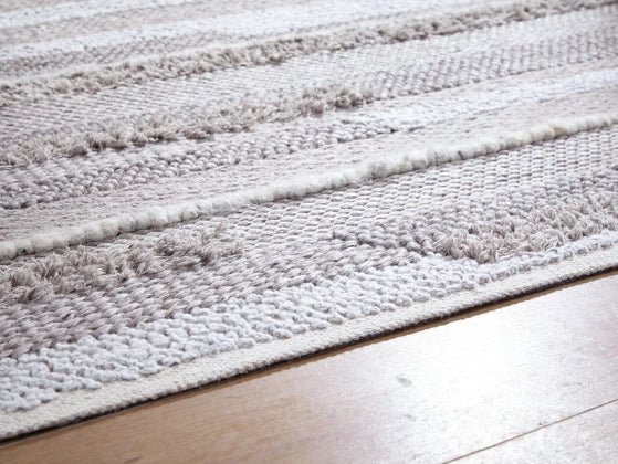 Oranford 7'8" x 10' Rug - Furniture Story